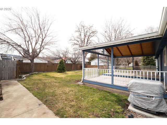 1508 JACKSON Ave, La Grande, OR 97850