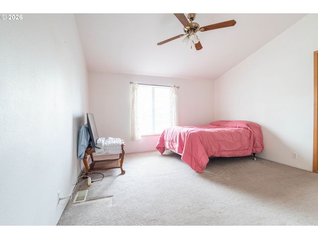 1508 JACKSON Ave, La Grande, OR 97850