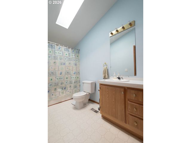 1508 JACKSON Ave, La Grande, OR 97850