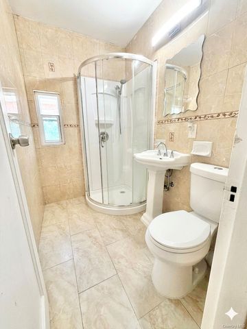 22723 109th Avenue, Queens Village, NY 11429