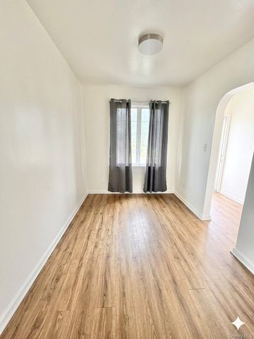 22723 109th Avenue, Queens Village, NY 11429