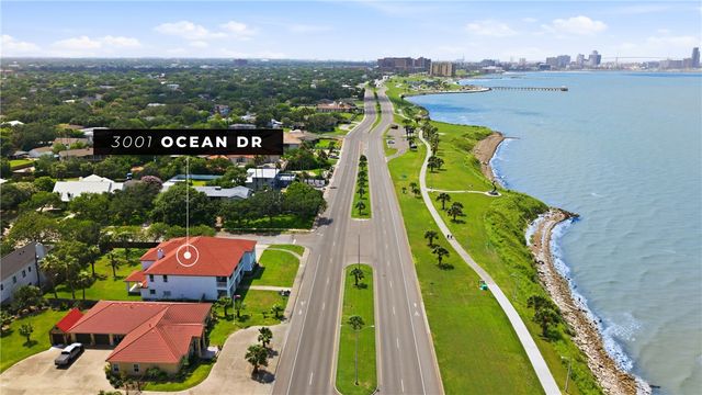 3001 Ocean Dr, Corpus Christi, TX 78404