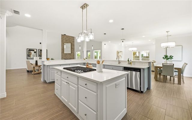 3001 Ocean Dr, Corpus Christi, TX 78404