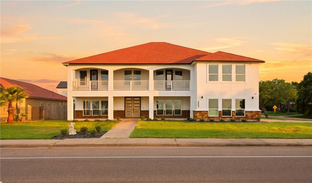 3001 Ocean Dr, Corpus Christi, TX 78404