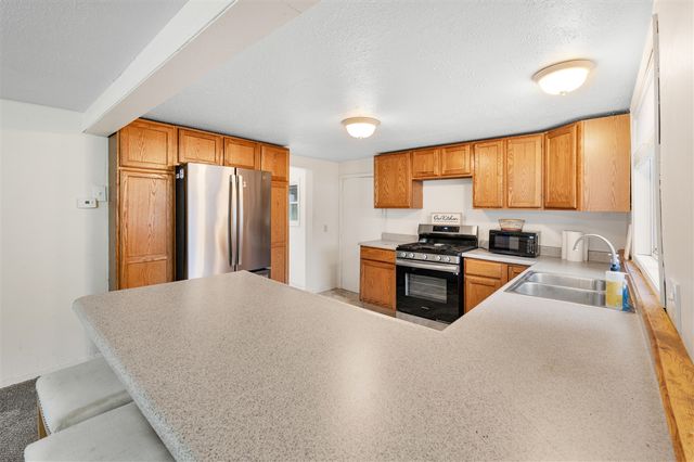 1024 Laurel Street, Cadillac, MI 49601