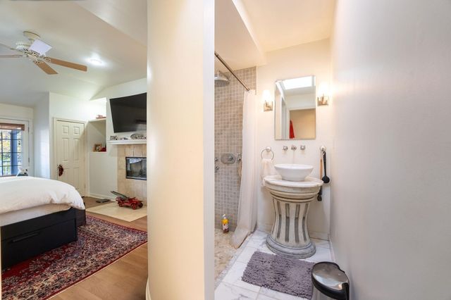 180 Harbor Drive, Gun Barrel City, TX 75156