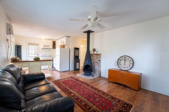 180 Harbor Drive, Gun Barrel City, TX 75156