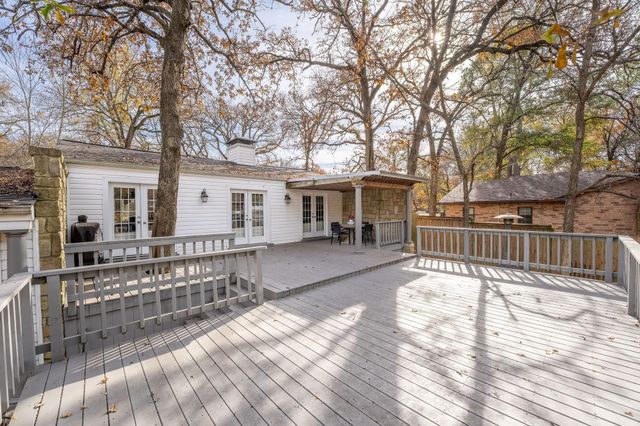 180 Harbor Drive, Gun Barrel City, TX 75156