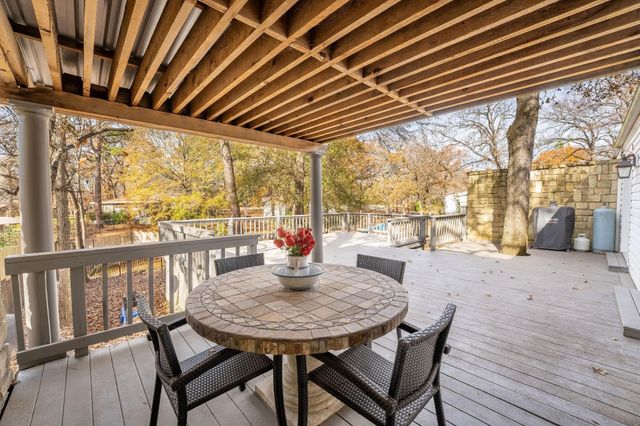 180 Harbor Drive, Gun Barrel City, TX 75156