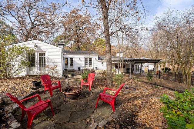 180 Harbor Drive, Gun Barrel City, TX 75156