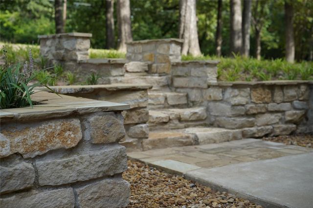 180 Harbor Drive, Gun Barrel City, TX 75156