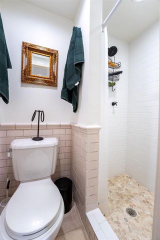 180 Harbor Drive, Gun Barrel City, TX 75156