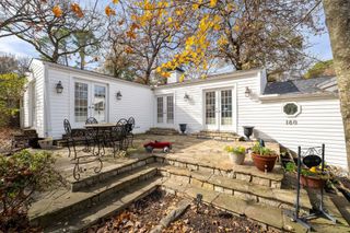 180 Harbor Drive, Gun Barrel City, TX 75156