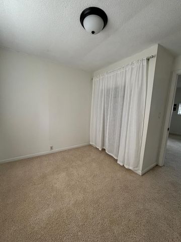 5239 S SPRUCE, Wichita, KS 67216