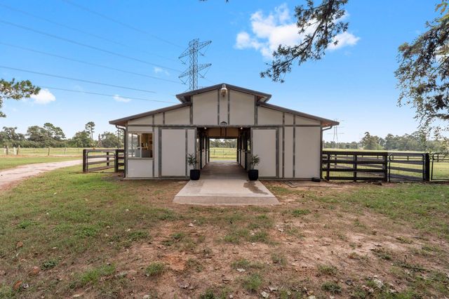 1534 Virgie Community Road, Magnolia, TX 77354