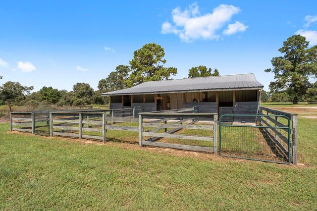 1534 Virgie Community Road, Magnolia, TX 77354