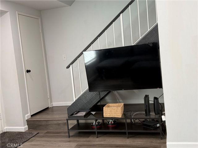 824 N Pasadena Avenue 11, Azusa, CA 91702