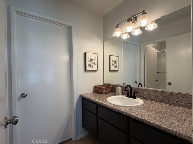 824 N Pasadena Avenue 11, Azusa, CA 91702