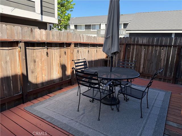 824 N Pasadena Avenue 11, Azusa, CA 91702