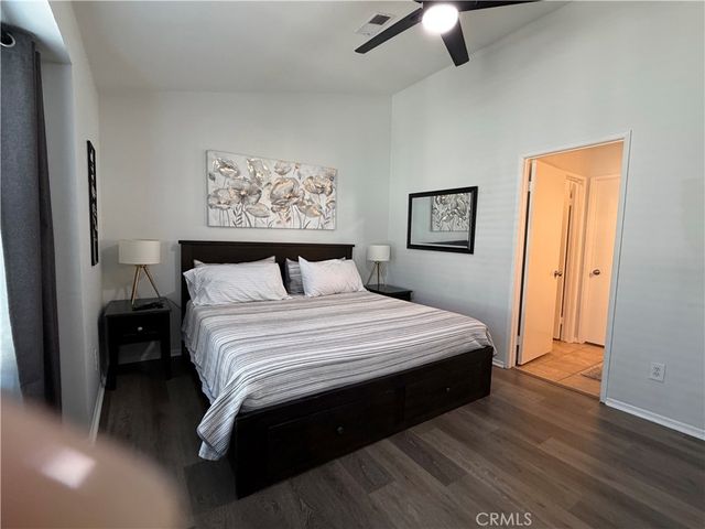 824 N Pasadena Avenue 11, Azusa, CA 91702