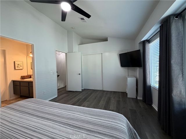 824 N Pasadena Avenue 11, Azusa, CA 91702