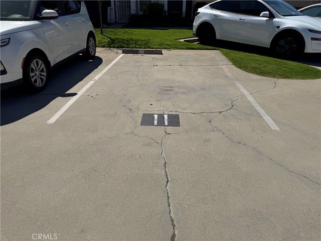 824 N Pasadena Avenue 11, Azusa, CA 91702