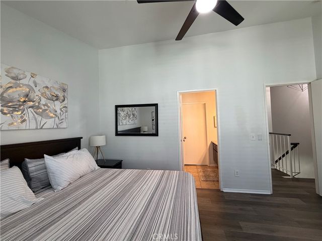 824 N Pasadena Avenue 11, Azusa, CA 91702