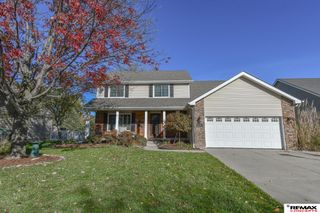 7816 Barrington Place, Lincoln, NE 68516