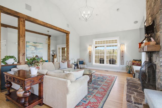 41 Cooper Lane, Lyndeborough, NH 03082