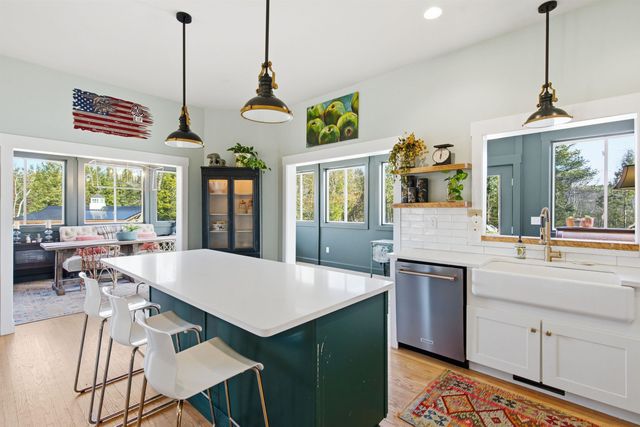 41 Cooper Lane, Lyndeborough, NH 03082