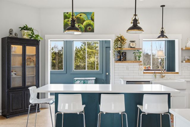 41 Cooper Lane, Lyndeborough, NH 03082