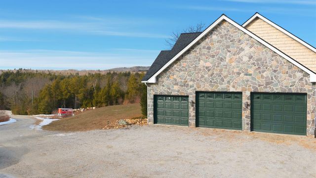 41 Cooper Lane, Lyndeborough, NH 03082