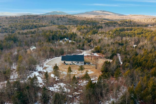 41 Cooper Lane, Lyndeborough, NH 03082