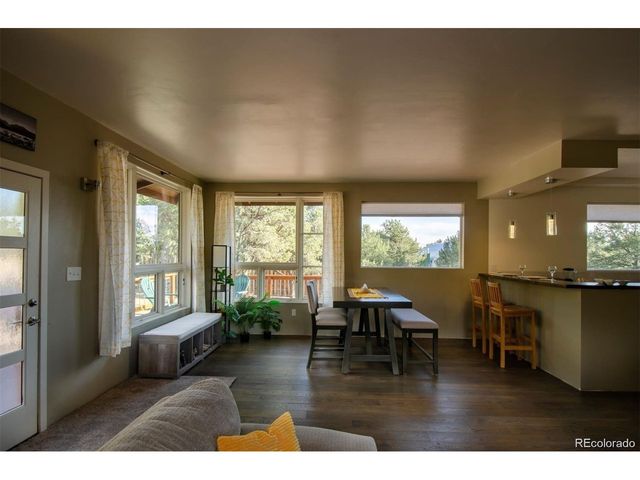 147 S Hemlock St, Crestone, CO 81131