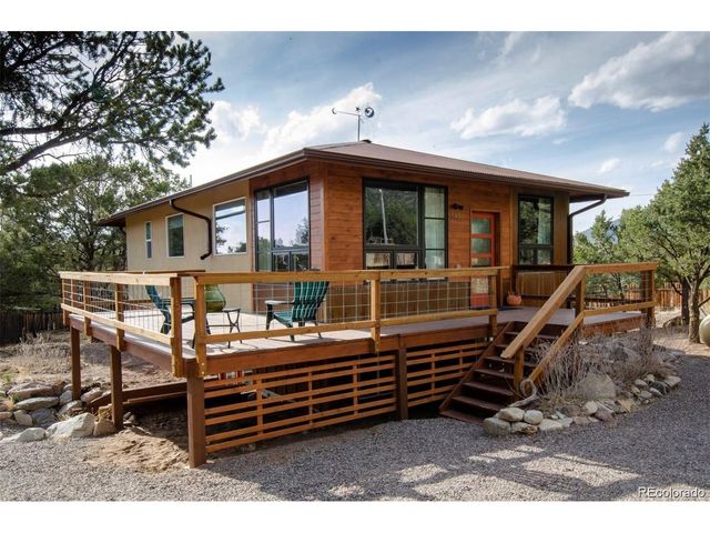 147 S Hemlock St, Crestone, CO 81131