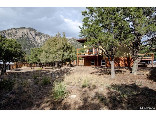 147 S Hemlock St, Crestone, CO 81131