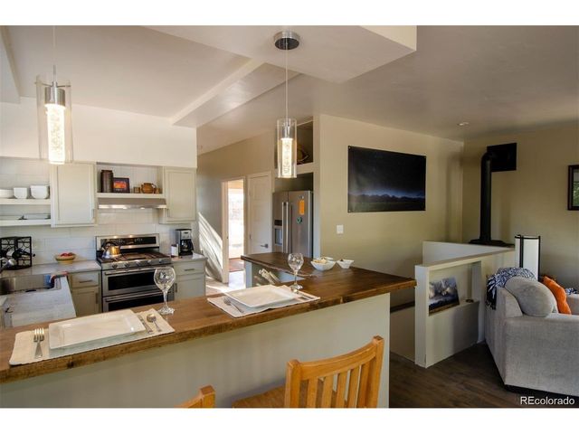 147 S Hemlock St, Crestone, CO 81131