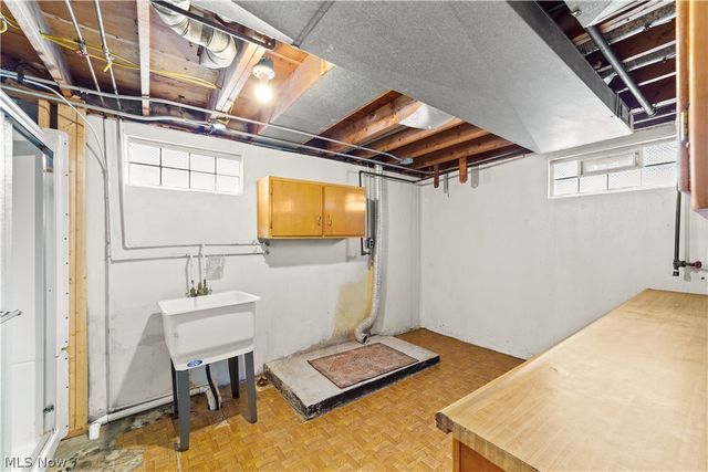 5889 Westbrook Drive, Brook Park, OH 44142