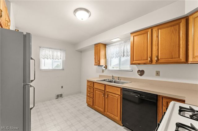 5889 Westbrook Drive, Brook Park, OH 44142