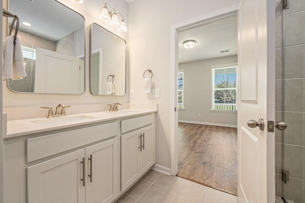 Image 24 of property listing at 416 Bluegill Lane, Johns Island, SC 29455