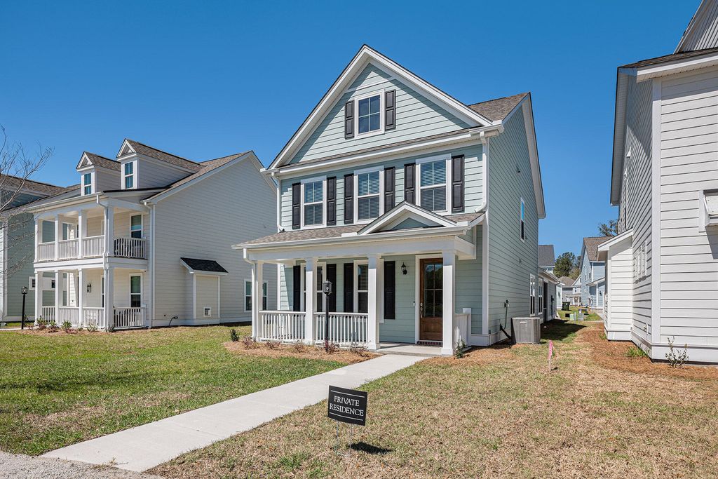 Image 3 of property listing at 416 Bluegill Lane, Johns Island, SC 29455