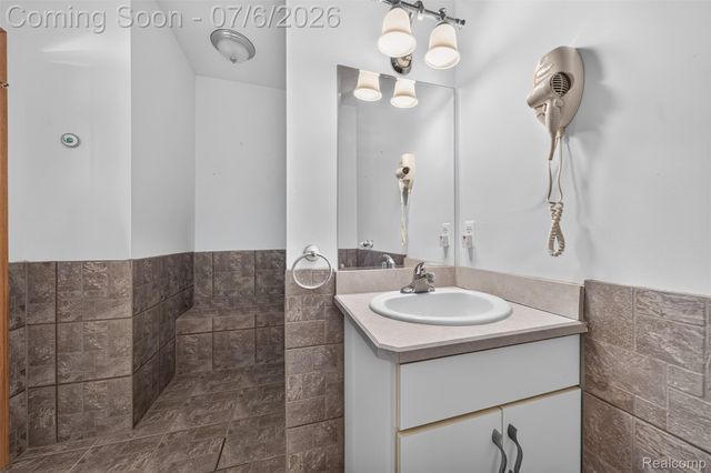 1621 Preservation Lane, St. Clair, MI 48079