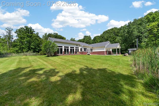 1621 Preservation Lane, St. Clair, MI 48079