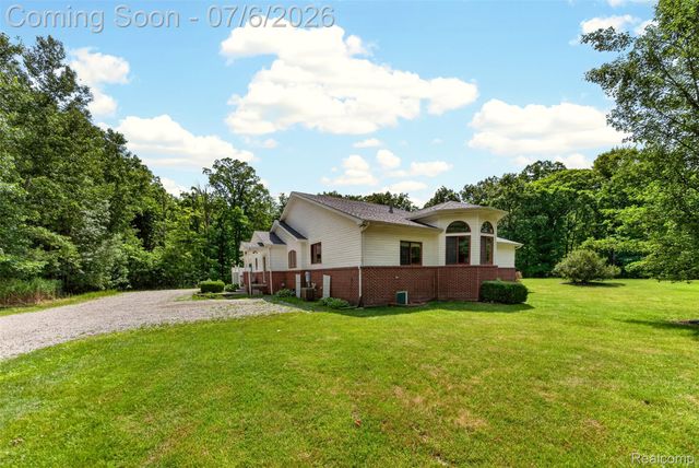 1621 Preservation Lane, St. Clair, MI 48079