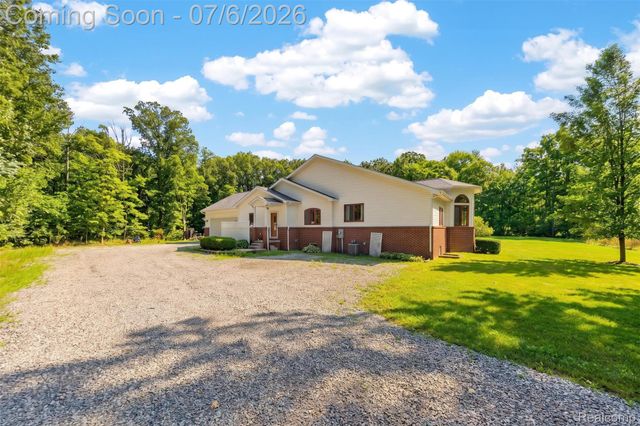 1621 Preservation Lane, St. Clair, MI 48079