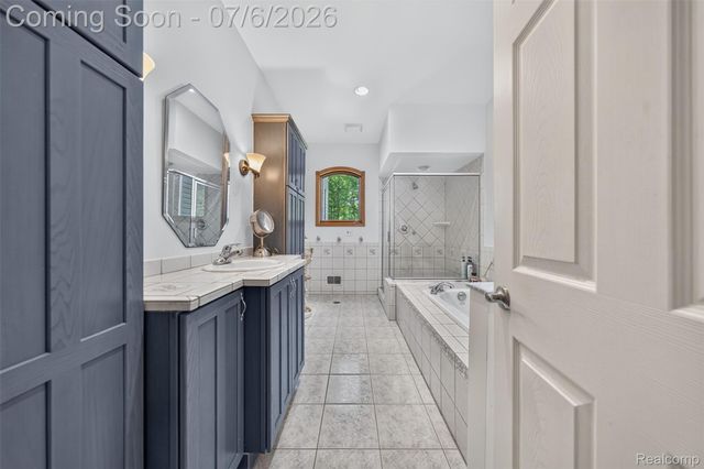 1621 Preservation Lane, St. Clair, MI 48079