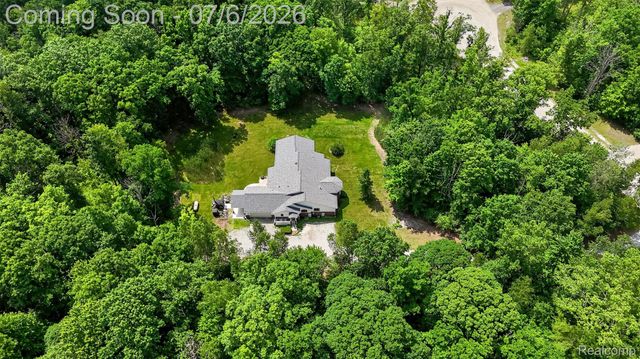 1621 Preservation Lane, St. Clair, MI 48079