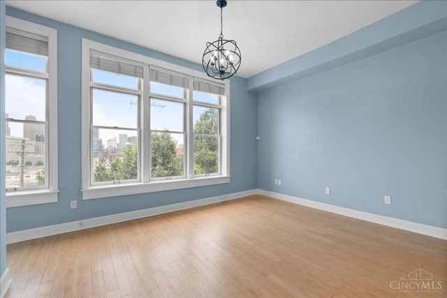 902 Monastery Street, Cincinnati, OH 45202