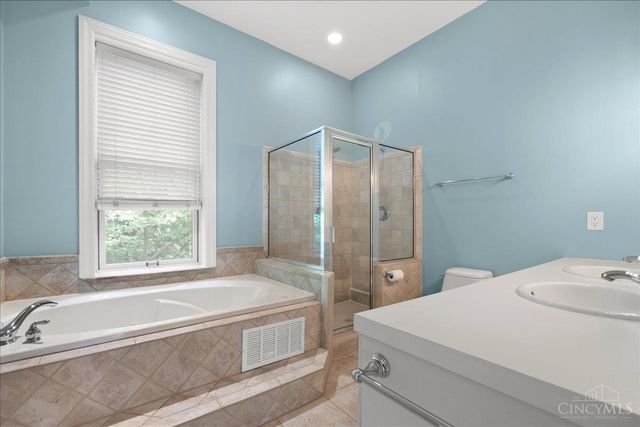 902 Monastery Street, Cincinnati, OH 45202