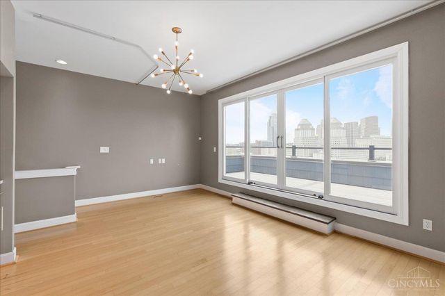 902 Monastery Street, Cincinnati, OH 45202